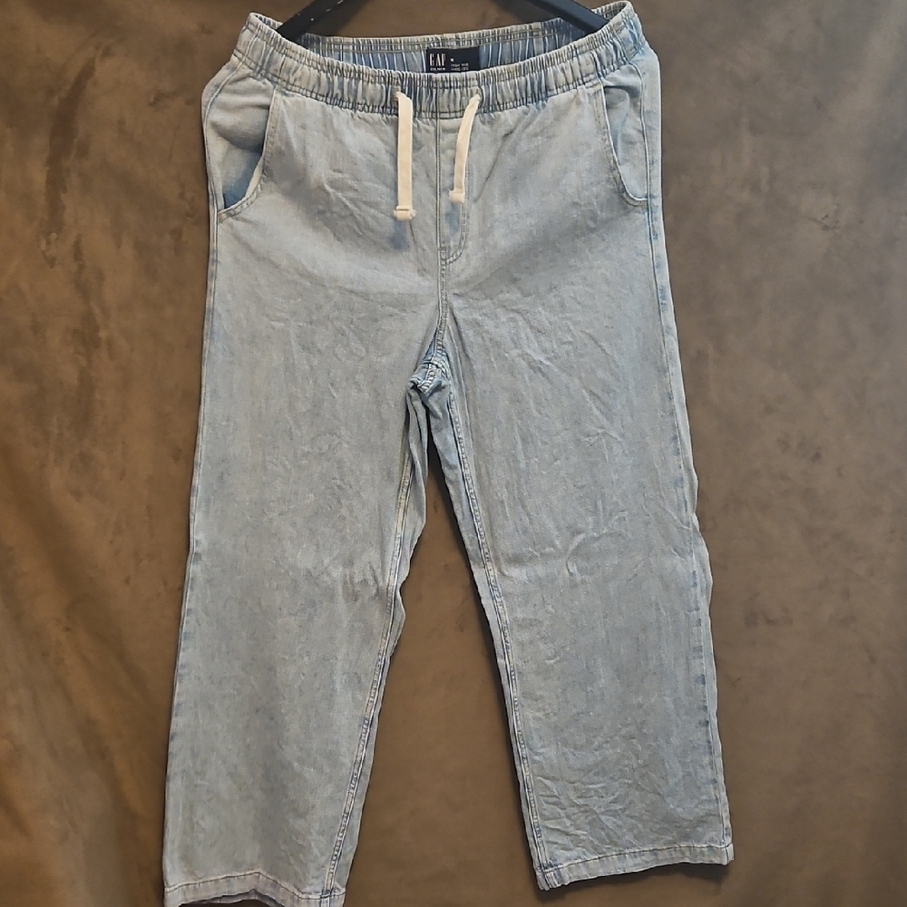 GAP Womens's Light Blue Jeans. High Rise, Wide Leg. Worn Once, Line Dried